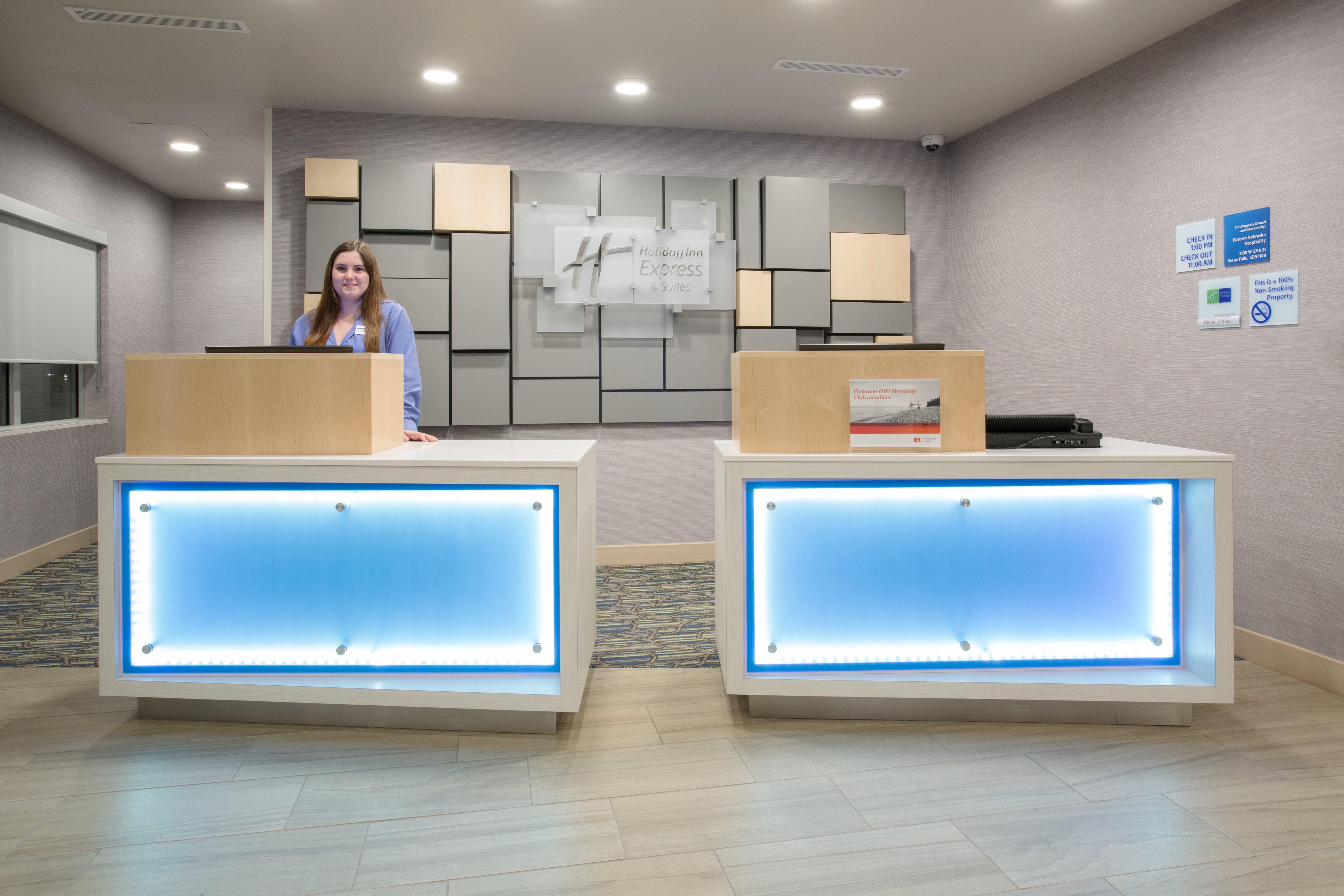 Holiday Inn Express & Suites Lincoln I - 80 By Ihg Exteriör bild
