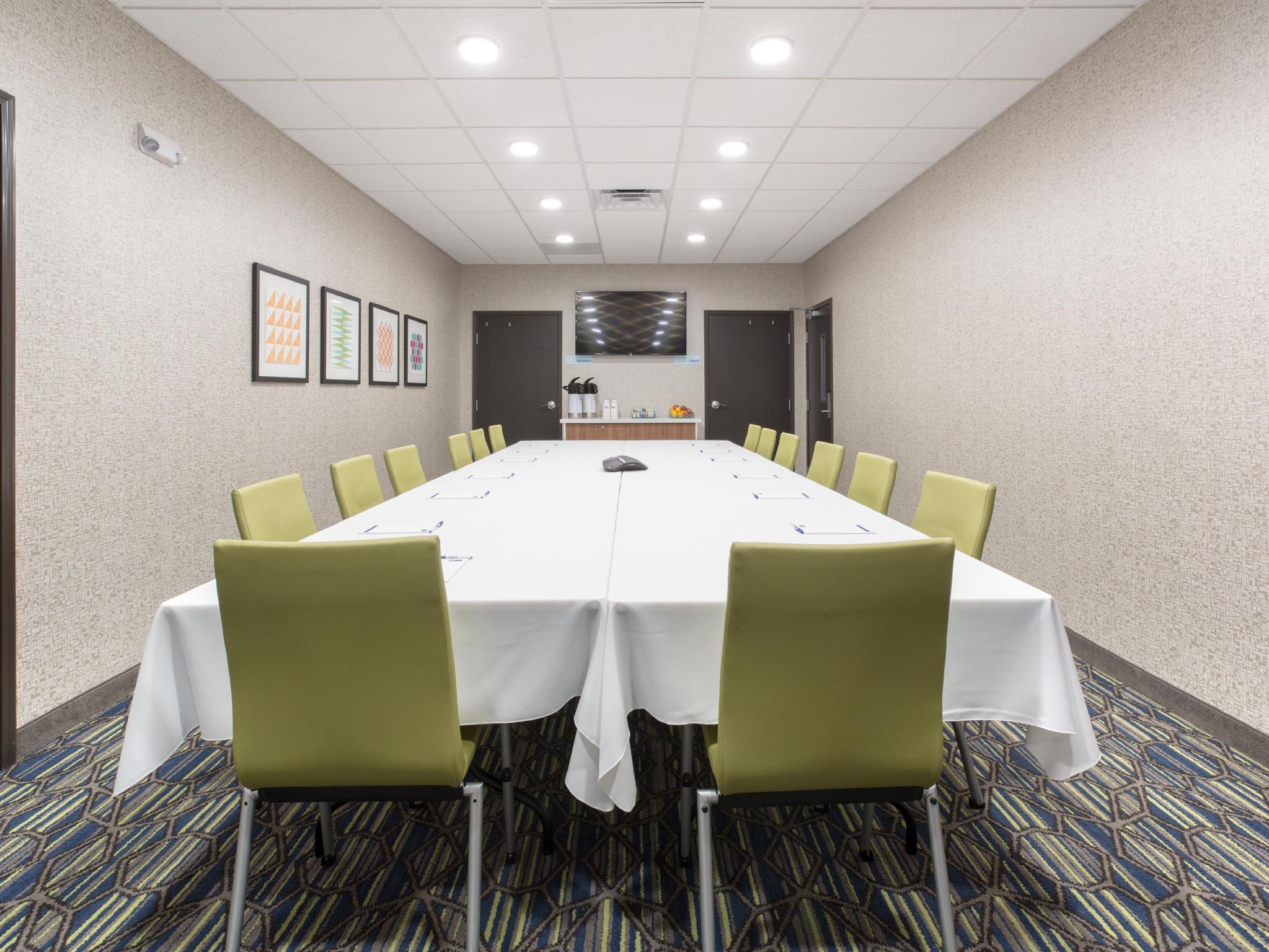 Holiday Inn Express & Suites Lincoln I - 80 By Ihg Exteriör bild